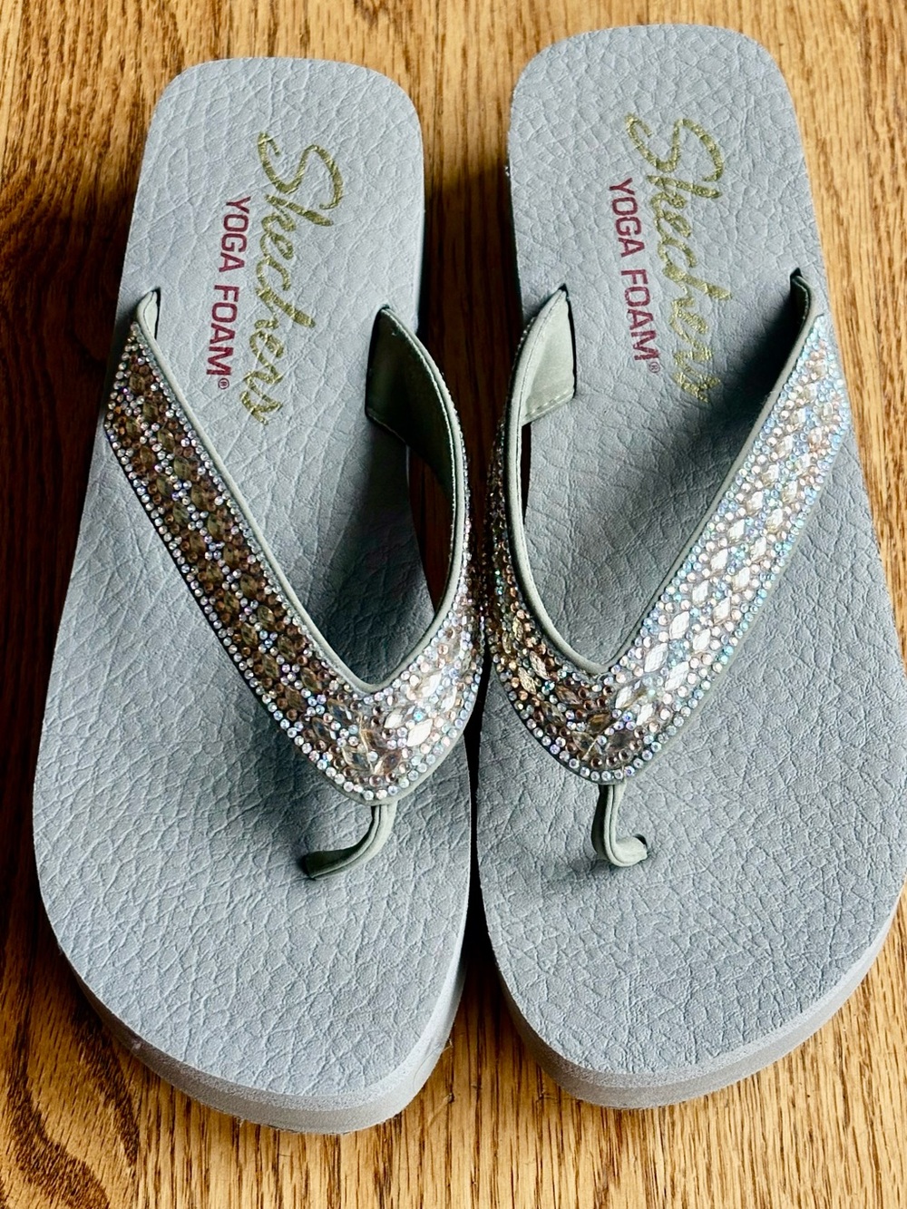 Skechers Cali Vinyasa - Glory Day women's wedge flip-flop sandals- size 9